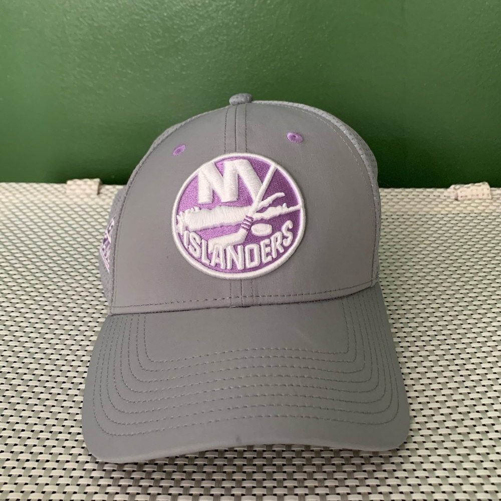 2020 NY Islanders hat
